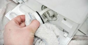 Lỗi E20 Trong Máy Giặt Aeg