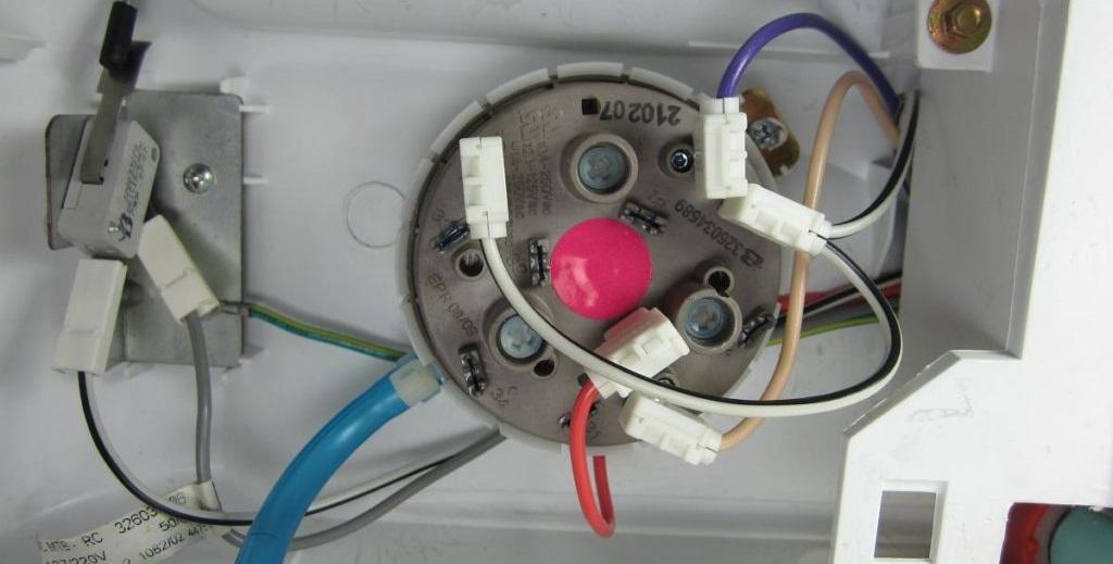 Mã Lỗi E33 Trên Máy Giặt Electrolux