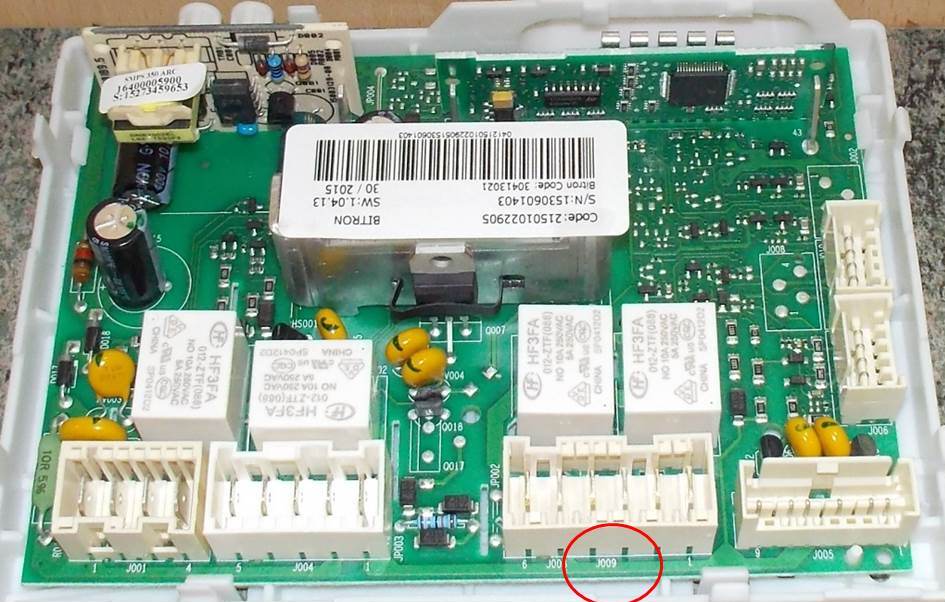 Lỗi F02 Trong Máy Giặt Indesit