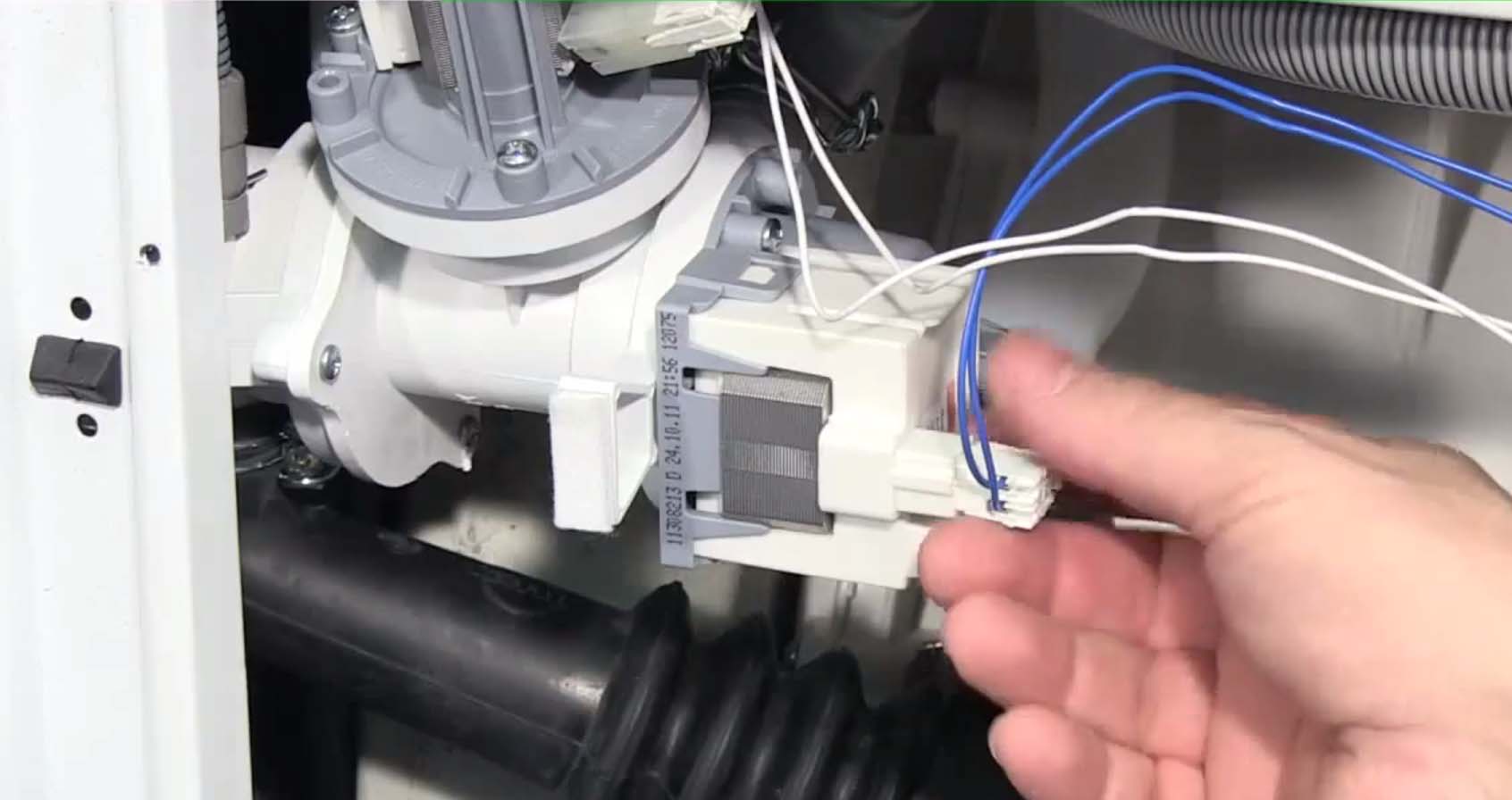 Mã Lỗi F11 Ở Máy Giặt Ariston