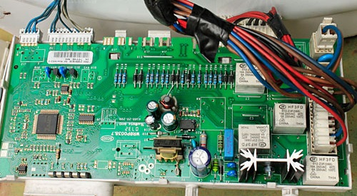 Mã Lỗi F11 Ở Máy Giặt Ariston