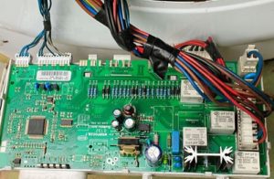 Lỗi F13 Trong Máy Giặt Atlant