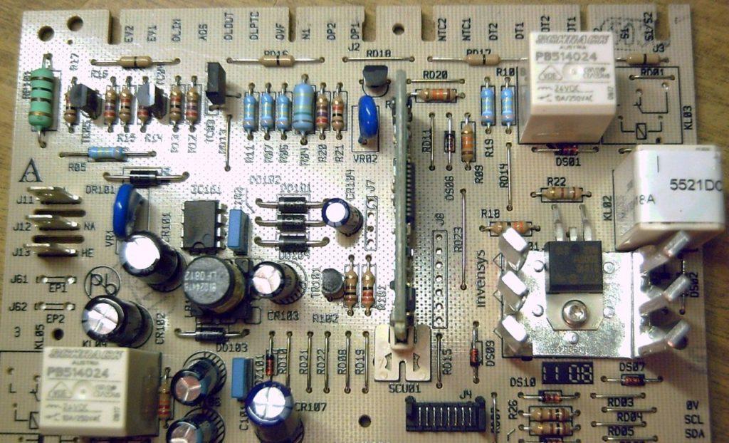 Lỗi F13 Trong Máy Giặt Atlant