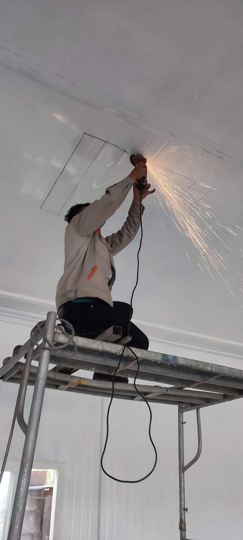 Sử Dụng Thành Thạo Các Dụng Cụ Chuyên Dụng, Dụng Cụ Bảo Hộ Lao Động Đúng Kĩ Thuật Chính Là Tự Bảo Vệ Bản Thân Mình Trước Các Mối Nguy Hại Từ Công Việc Sử Dụng Thành Thạo Các Dụng Cụ Chuyên Dụng, Dụng Cụ Bảo Hộ Lao Động Đúng Kĩ Thuật Chính Là Tự Bảo Vệ Bản Thân Mình Trước Các Mối Nguy Hại Từ Công Việc
