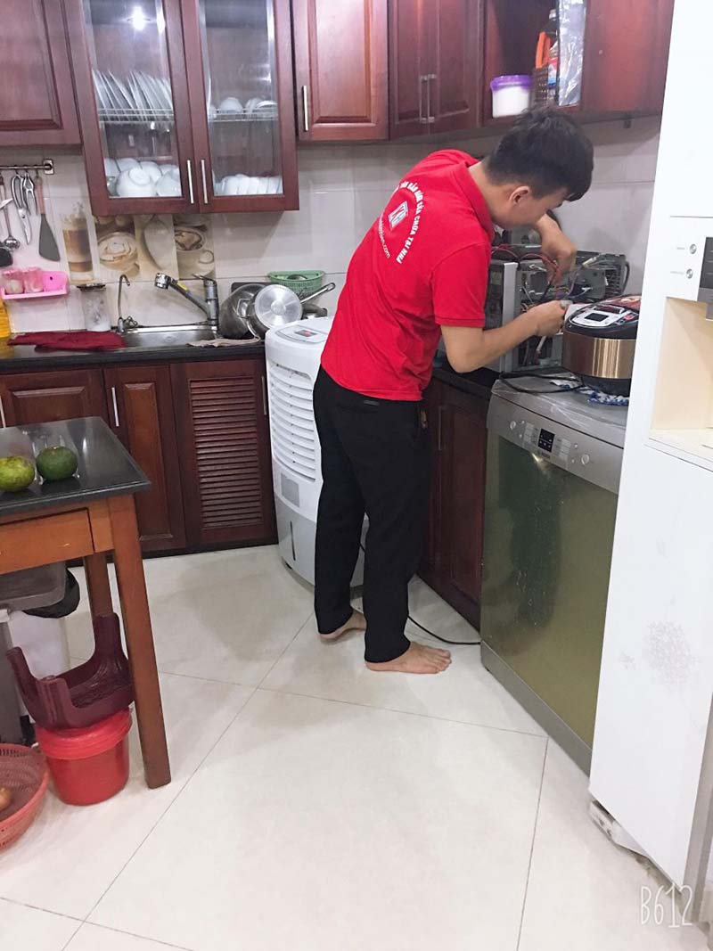 Những Lỗi Thường Gặp Cần Sửa Lò Vi Sóng Hoàng Mai Tốt Rẻ Bền Những Lỗi Thường Gặp Cần Sửa Lò Vi Sóng Hoàng Mai Tốt Rẻ Bền