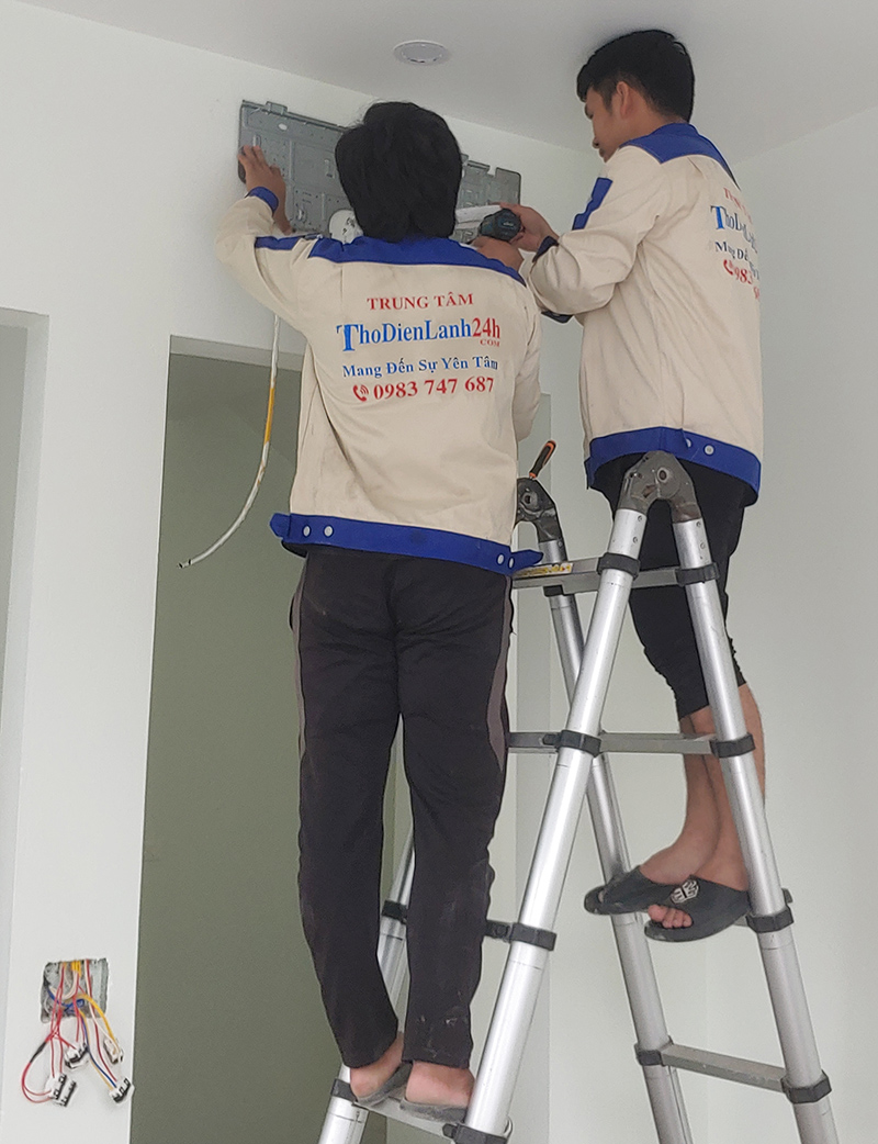 Nhận Sửa Chữa Các Bệnh Điều Hòa Lớn Nhỏ Tại Đây Nhận Sửa Chữa Các Bệnh Điều Hòa Lớn Nhỏ Tại Đây