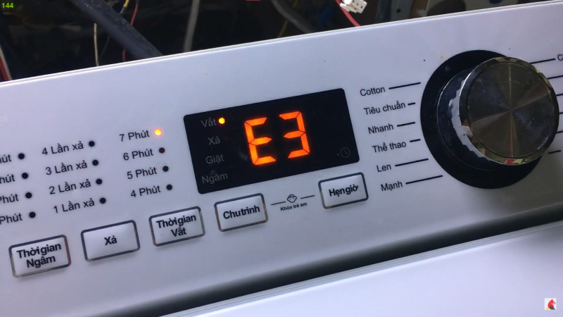 Máy Giặt Toshiba Báo Lỗi E3 Là Lỗi Gì? Cách Sửa Như Thế Nào? Máy Giặt Toshiba Báo Lỗi E3 Là Lỗi Gì? Cách Sửa Như Thế Nào?