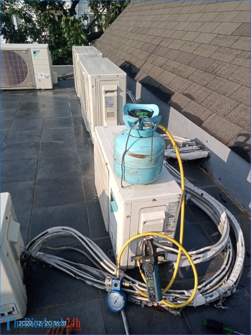 Liên Hệ Trung Tâm Thodienlanh24H Nạp Ga R32 Liên Hệ Trung Tâm Thodienlanh24H Nạp Ga R32