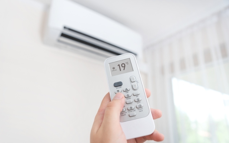 Bảng Điều Khiển Và Bộ Điều Khiển Từ Xa Bảng Điều Khiển Và Bộ Điều Khiển Từ Xa