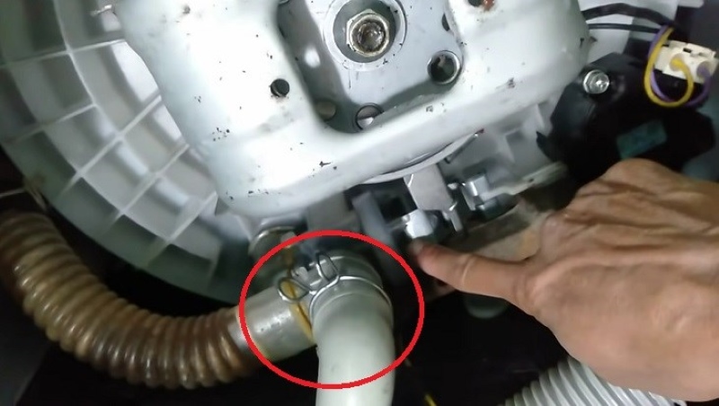 Van Xả Bị Hỏng Van Xả Bị Hỏng