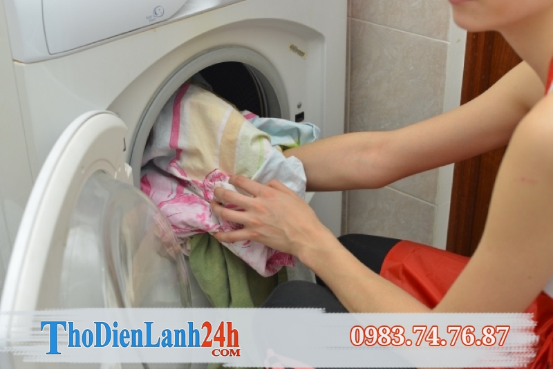 Mẹo Tự Vệ Sinh Máy Giặt Tại Nhà