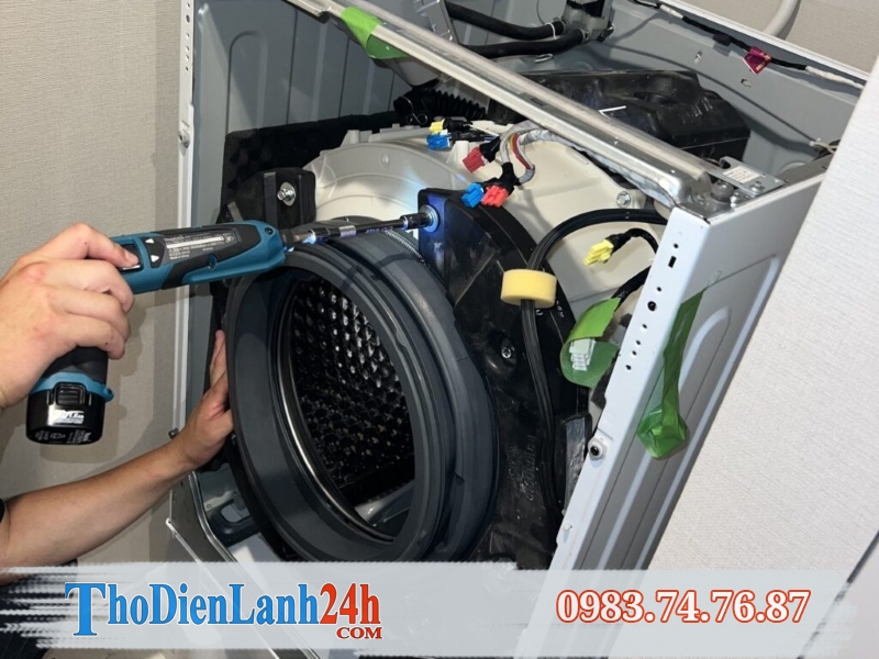 So Sánh Giữa Tự Vệ Sinh Và Dịch Vụ Vệ Sinh Chuyên Nghiệp