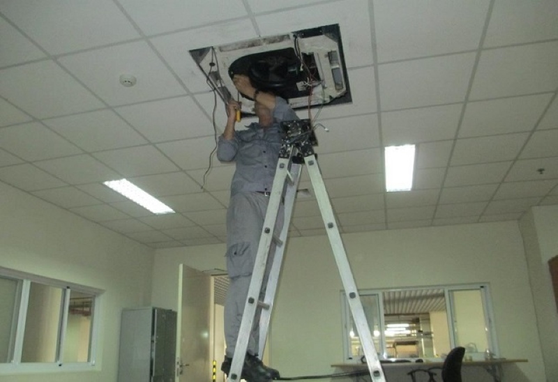 Những Dấu Hiệu Cần Sửa Chữa Điều Hòa Âm Trần