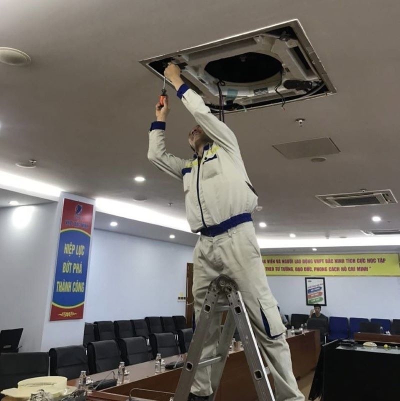 Các Linh Kiện Chính Hãng Được Sử Dụng