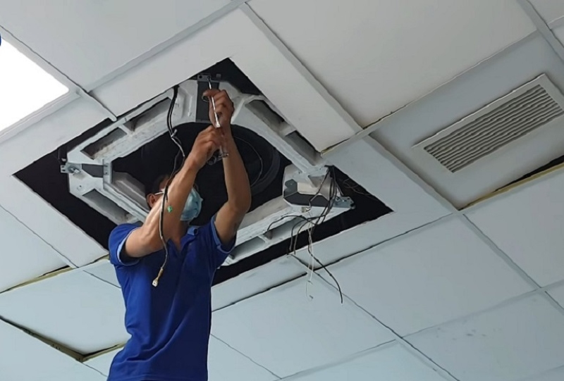 Kỹ Thuật Viên Chuyên Nghiệp Của Thodienlanh24H