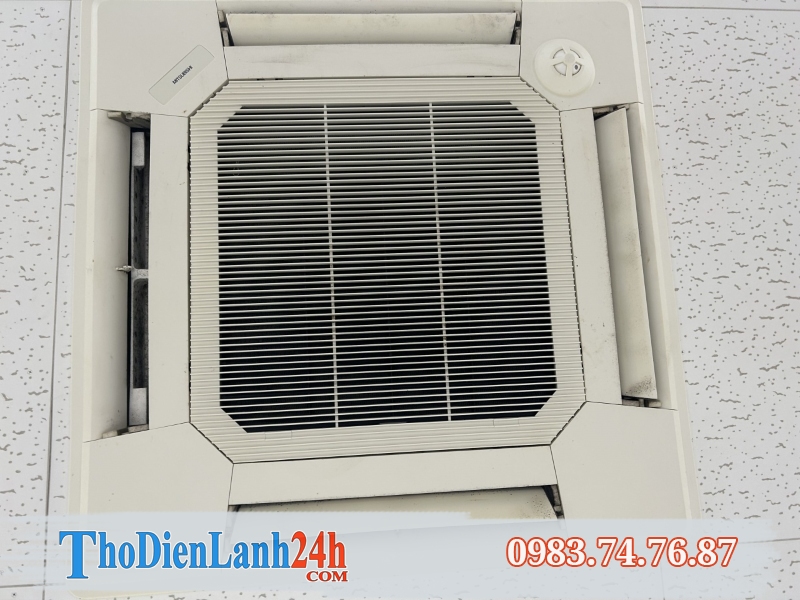 Giá Cả Dịch Vụ Vệ Sinh Điều Hòa Âm Trần