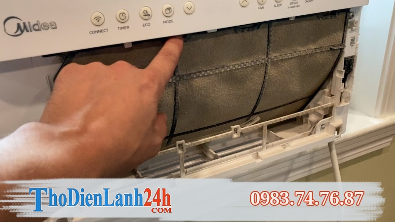 Khi Nào Cần Gọi Thợ Sửa Điều Hòa Midea?