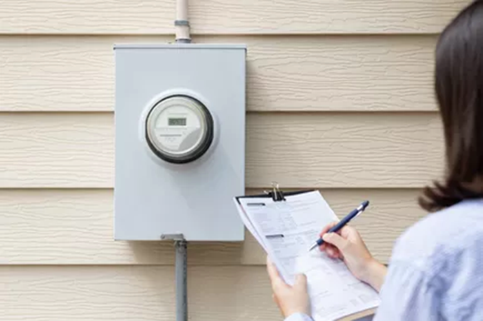 Bí Kíp Để Giảm Tiền Điện Cuối Tháng Cho Bạn Và Gia Đình