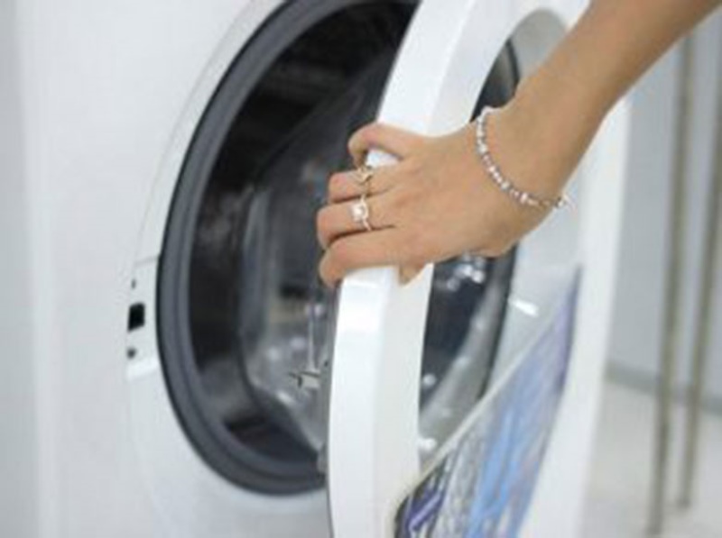 Tay Nắm Cửa Máy Giặt Bị Gãy Tay Nắm Cửa Máy Giặt Bị Gãy