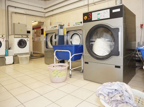 Có Nên Tự Làm Vệ Sinh Máy Giặt Công Nghiệp Hay Không Có Nên Tự Làm Vệ Sinh Máy Giặt Công Nghiệp Hay Không